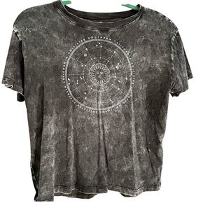 Hollister distressed black short sleeve graphic t-shirt.  Size XS